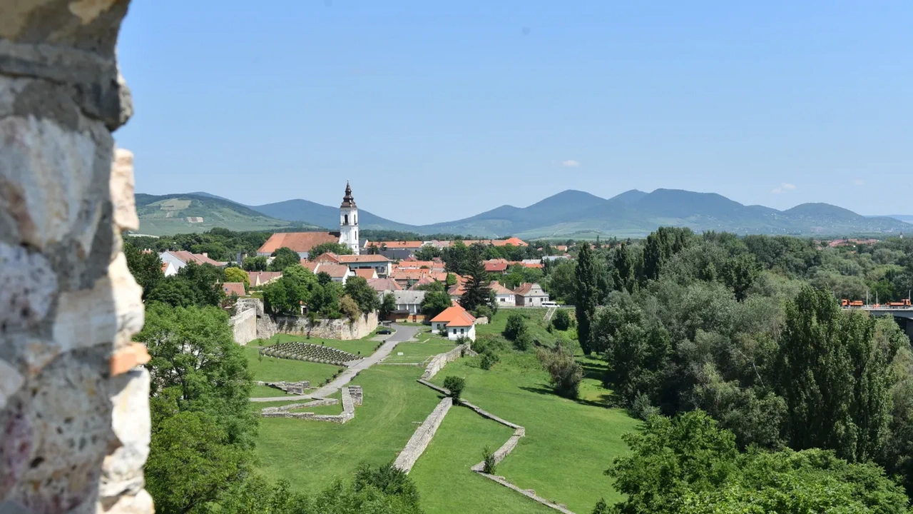 slideshow-sarospatak-borsod-online